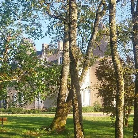 Couette-café Château De Bellevue 3*