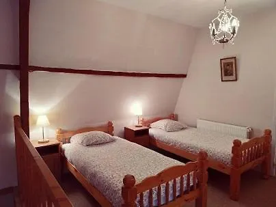 Chateau De Bellevue Proche Du Puy Dufou 3*